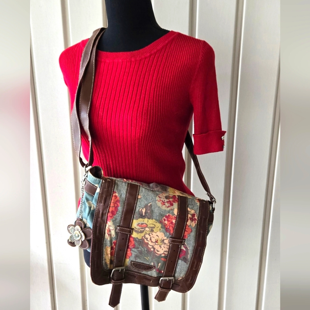 Union Bay Floral Canvas Crossbody Bag Adjustable